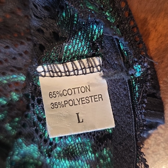 (J15) Source Unknown Black and Green Lace Bra with Underwire - Picture 5 of 6